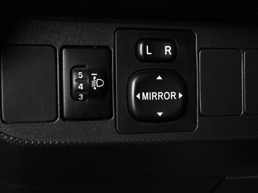 Toyota Auris I Ростов-на-Дону  - изображение 19