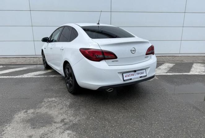 Opel Astra J Рестайлинг с пробегом 2012 года, цена 790 000 рублей, 216691 км, седан, Автокод Объявления