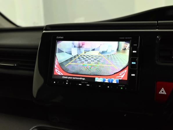 Honda Stepwgn V Рестайлинг с пробегом 2018 года, цена 2 400 000 рублей, 119800 км, минивэн, Автокод Объявления