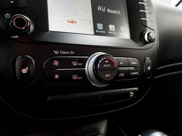 Kia Soul II Рестайлинг с пробегом 2017 года, цена 1 165 000 рублей, 179719 км, хэтчбек, Автокод Объявления