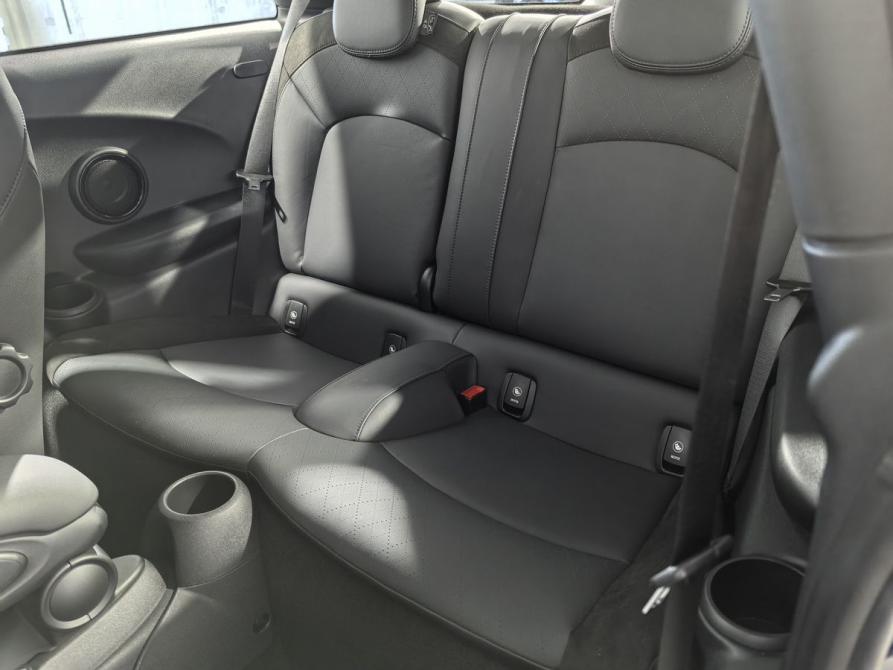 Mini Hatch III (F55/F56) Рестайлинг 2 Санкт-Петербург  - изображение 12