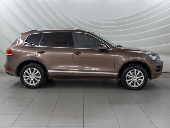 Volkswagen Touareg II с пробегом 2013 года, цена 1 750 000 рублей, 285363 км, внедорожник, Автокод Объявления