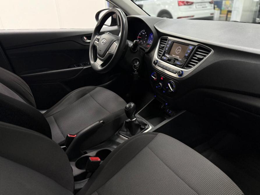 Hyundai Solaris II Казань  - изображение 16