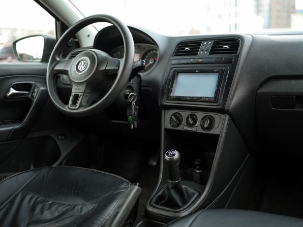 Volkswagen Polo V с пробегом 2012 года, цена 589 000 рублей, 283743 км, седан, Автокод Объявления