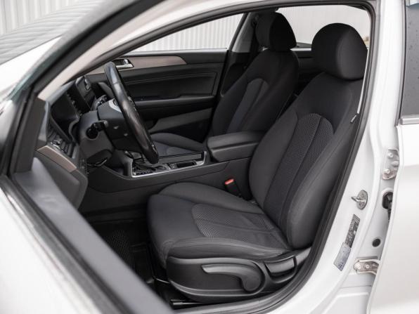 Hyundai Sonata VII (LF) Рестайлинг с пробегом 2019 года, цена 1 549 000 рублей, 241842 км, седан, Автокод Объявления