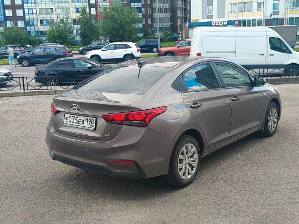 Hyundai Solaris II с пробегом 2019 года, цена 1 350 000 рублей, 118000 км, седан, Автокод Объявления
