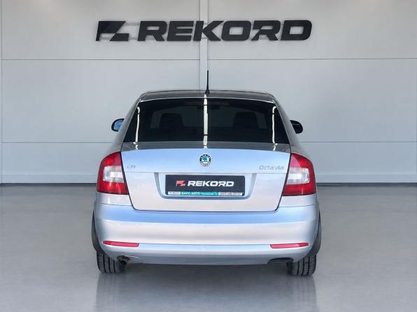 Skoda Octavia II (A5) Рестайлинг с пробегом 2013 года, цена 1 099 000 рублей, 152000 км, лифтбек, Автокод Объявления
