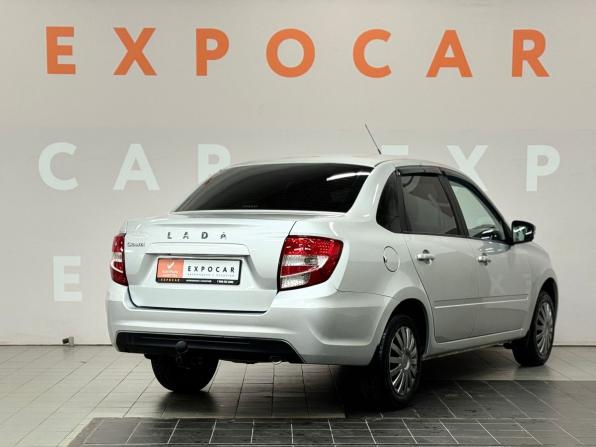 Lada (ВАЗ) Granta I Рестайлинг с пробегом 2022 года, цена 760 000 рублей, 50772 км, седан, Автокод Объявления