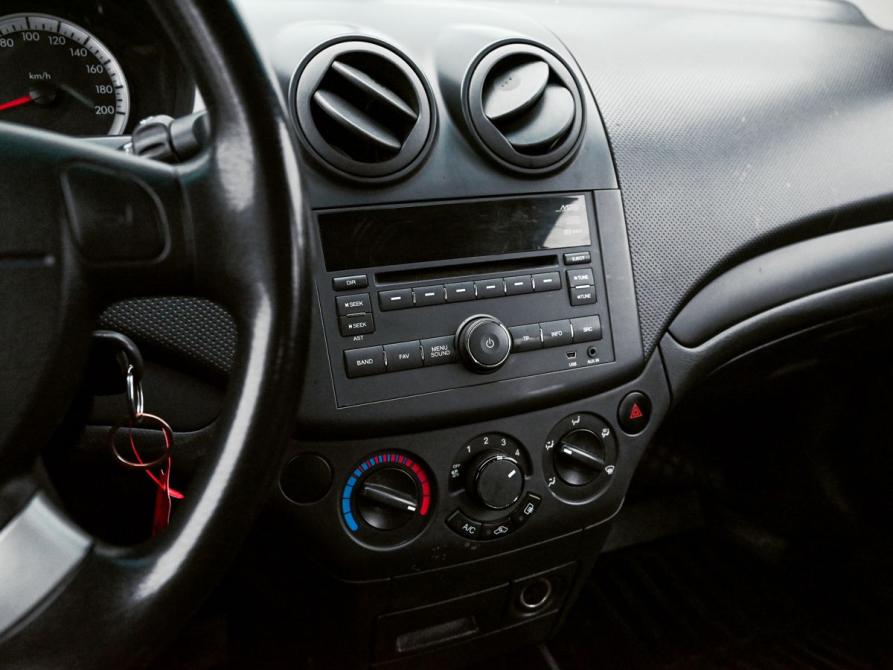 Chevrolet Aveo I Рестайлинг Екатеринбург  - изображение 10