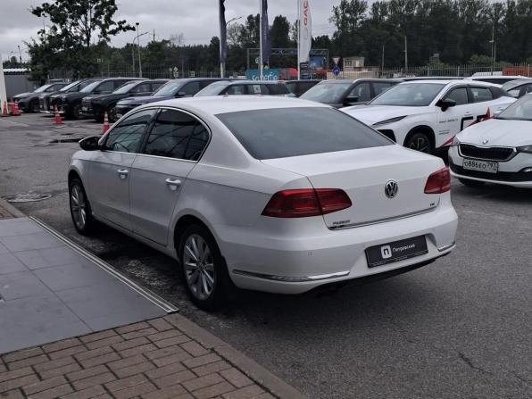 Volkswagen Passat B7 с пробегом 2012 года, цена 959 000 рублей, 243002 км, седан, Автокод Объявления