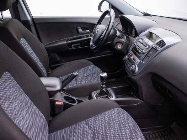 Kia Ceed I с пробегом 2009 года, цена 606 000 рублей, 238471 км, универсал, Автокод Объявления