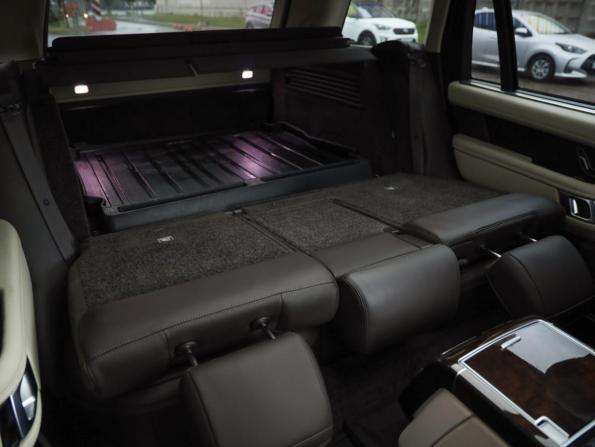 Land Rover Range Rover IV Рестайлинг с пробегом 2018 года, цена 4 599 000 рублей, 229799 км, внедорожник, Автокод Объявления