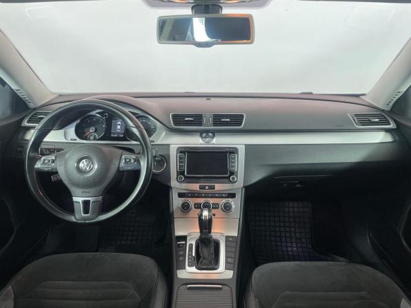 Volkswagen Passat B7 с пробегом 2012 года, цена 1 080 000 рублей, 212359 км, седан, Автокод Объявления