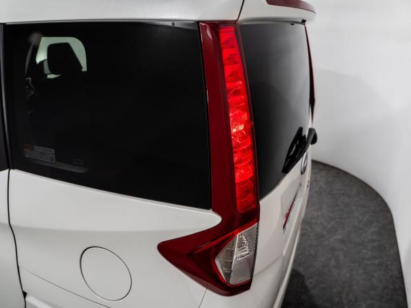 Subaru Justy V с пробегом 2018 года, цена 849 500 рублей, 155645 км, микровэн, Автокод Объявления