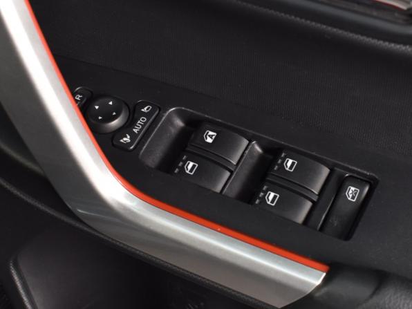 Toyota Raize I с пробегом 2021 года, цена 1 734 995 рублей, 49657 км, внедорожник, Автокод Объявления