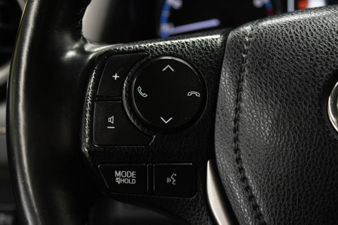 Toyota RAV4 IV (XA40) Рестайлинг с пробегом 2016 года, цена 2 199 000 рублей, 103645 км, внедорожник, Автокод Объявления