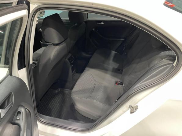 Volkswagen Jetta VI с пробегом 2013 года, цена 1 230 000 рублей, 153846 км, седан, Автокод Объявления