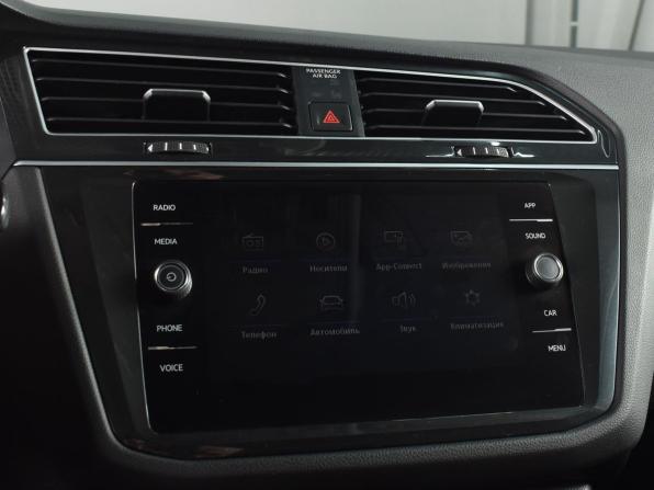 Volkswagen Tiguan II с пробегом 2020 года, цена 2 669 995 рублей, 85085 км, внедорожник, Автокод Объявления