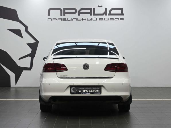 Volkswagen Passat B7 с пробегом 2012 года, цена 1 279 900 рублей, 208000 км, седан, Автокод Объявления