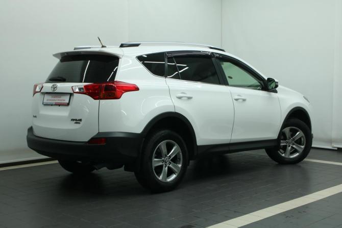 Toyota RAV4 IV (XA40) с пробегом 2015 года, цена 1 930 000 рублей, 172782 км, внедорожник, Автокод Объявления