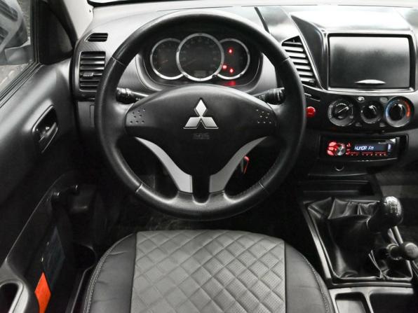 Mitsubishi L200 IV с пробегом 2013 года, цена 1 570 000 рублей, 117260 км, пикап, Автокод Объявления