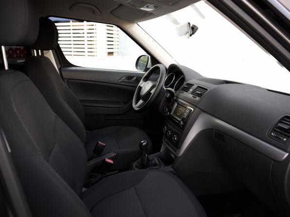 Skoda Yeti I Рестайлинг с пробегом 2015 года, цена 1 340 000 рублей, 141861 км, внедорожник, Автокод Объявления