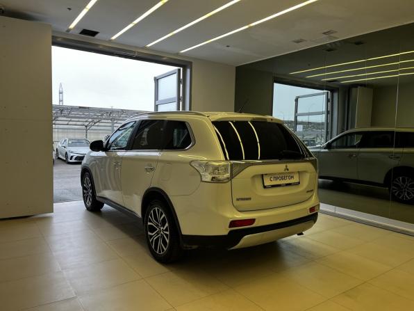 Mitsubishi Outlander III Рестайлинг с пробегом 2014 года, цена 1 539 000 рублей, 285000 км, внедорожник, Автокод Объявления