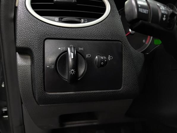 Ford Focus II с пробегом 2006 года, цена 450 000 рублей, 329722 км, седан, Автокод Объявления