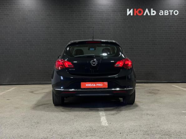Opel Astra J Рестайлинг с пробегом 2013 года, цена 1 060 000 рублей, 117907 км, хэтчбек, Автокод Объявления