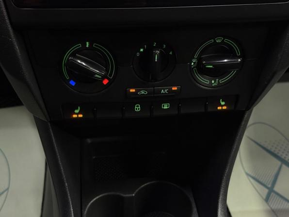 Skoda Rapid I Рестайлинг с пробегом 2018 года, цена 980 000 рублей, 160734 км, лифтбек, Автокод Объявления