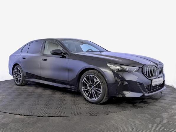 BMW 5 серии VIII (G60/G61/G68) с пробегом 2024 года, цена 7 600 000 рублей, 34956 км, седан, Автокод Объявления