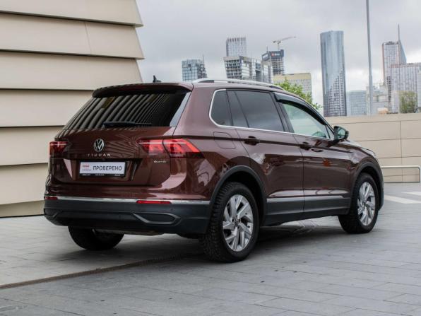 Volkswagen Tiguan II Рестайлинг с пробегом 2021 года, цена 2 850 000 рублей, 93000 км, внедорожник, Автокод Объявления