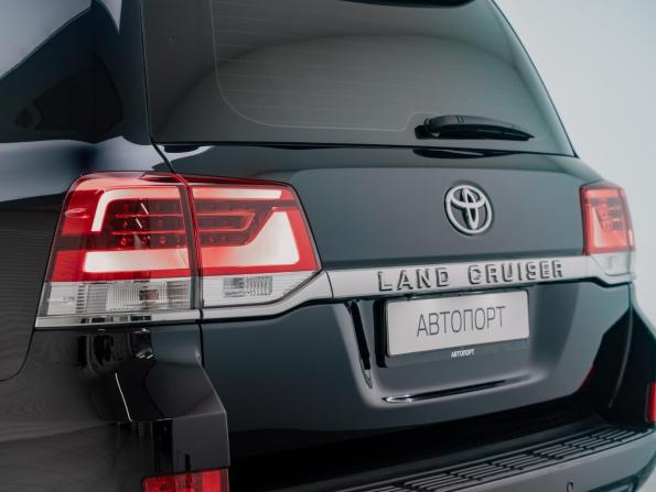 Toyota Land Cruiser 200 Series Рестайлинг 2 с пробегом 2020 года, цена 6 990 000 рублей, 128869 км, внедорожник, Автокод Объявления