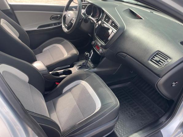 Kia Ceed II Рестайлинг с пробегом 2015 года, цена 1 033 800 рублей, 185842 км, универсал, Автокод Объявления