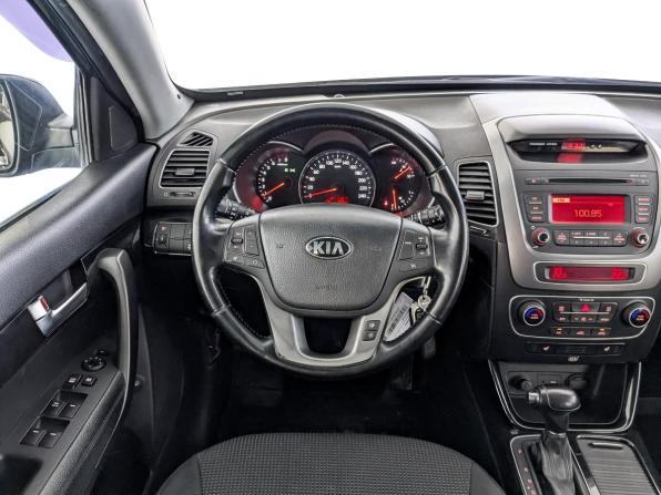 Kia Sorento II Рестайлинг с пробегом 2017 года, цена 1 810 000 рублей, 209222 км, внедорожник, Автокод Объявления