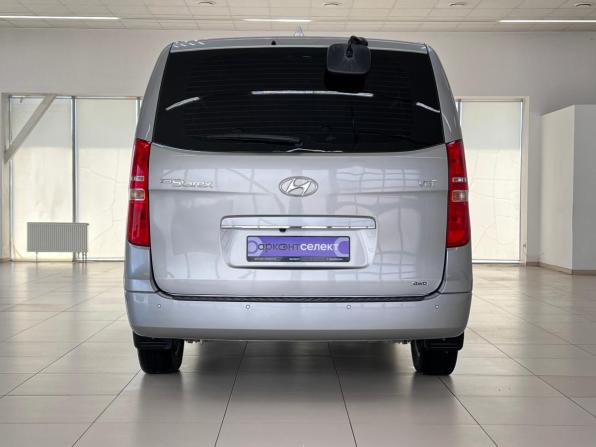 Hyundai Grand Starex I Рестайлинг 2 с пробегом 2020 года, цена 3 999 000 рублей, 167307 км, минивэн, Автокод Объявления