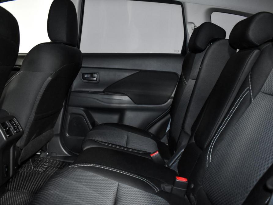 Mitsubishi Outlander III Рестайлинг 3 Санкт-Петербург  - изображение 13