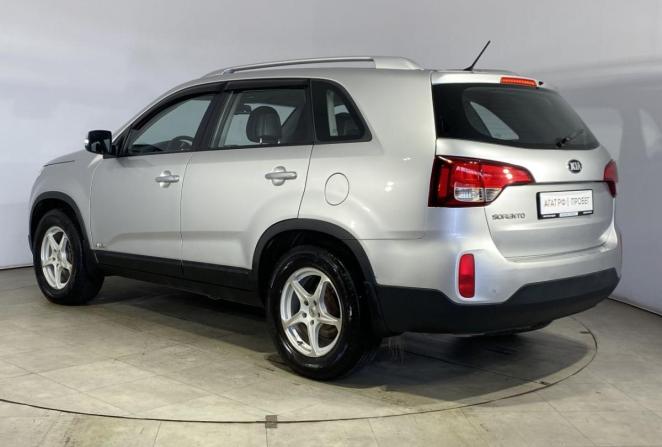 Kia Sorento II Рестайлинг с пробегом 2013 года, цена 1 660 000 рублей, 127844 км, внедорожник, Автокод Объявления