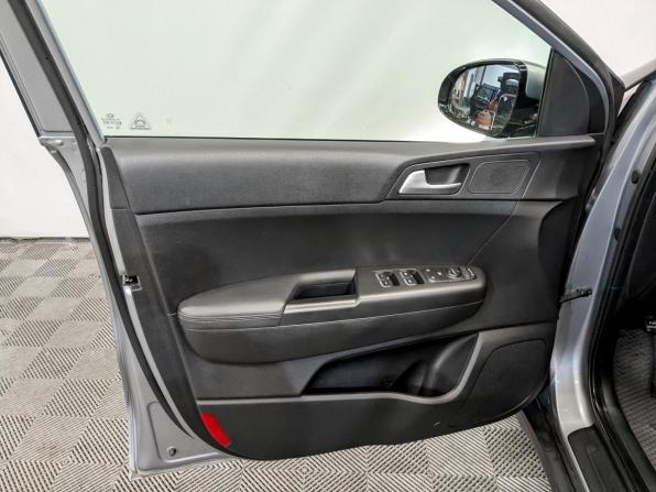 Kia Sportage IV Рестайлинг с пробегом 2019 года, цена 2 100 000 рублей, 109309 км, внедорожник, Автокод Объявления
