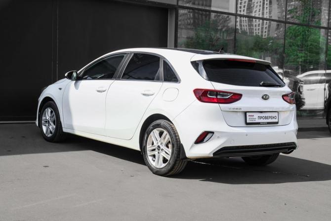 Kia Ceed III с пробегом 2021 года, цена 1 850 000 рублей, 74540 км, хэтчбек, Автокод Объявления