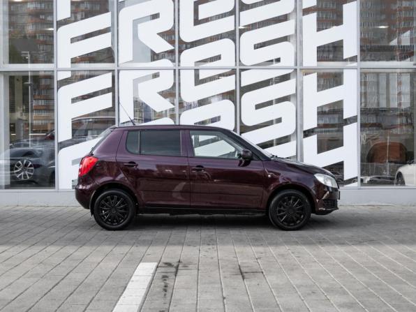 Skoda Fabia II Рестайлинг с пробегом 2010 года, цена 420 000 рублей, 275637 км, хэтчбек, Автокод Объявления