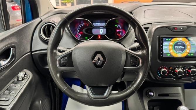 Renault Kaptur I с пробегом 2018 года, цена 1 025 000 рублей, 204335 км, внедорожник, Автокод Объявления