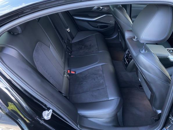 BMW 3 серии VII (G2x) Рестайлинг с пробегом 2023 года, цена 5 699 000 рублей, 4767 км, седан, Автокод Объявления