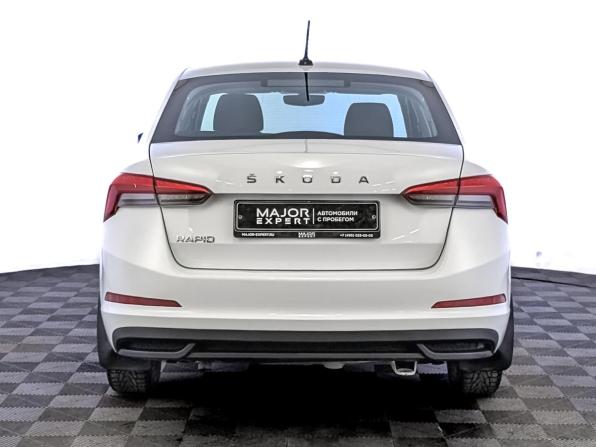 Skoda Rapid II с пробегом 2021 года, цена 1 020 000 рублей, 302011 км, лифтбек, Автокод Объявления