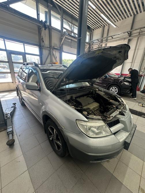 Mitsubishi Outlander I Санкт-Петербург  - изображение 1
