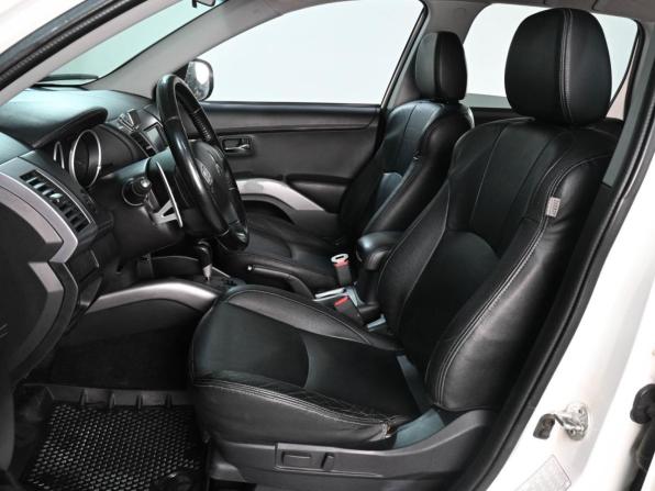 Mitsubishi Outlander II Рестайлинг с пробегом 2012 года, цена 1 089 000 рублей, 292551 км, внедорожник, Автокод Объявления