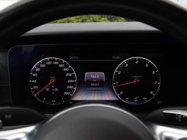 Mercedes-Benz E-Класс V (W213 S213 C238) с пробегом 2019 года, цена 3 628 000 рублей, 45052 км, седан, Автокод Объявления