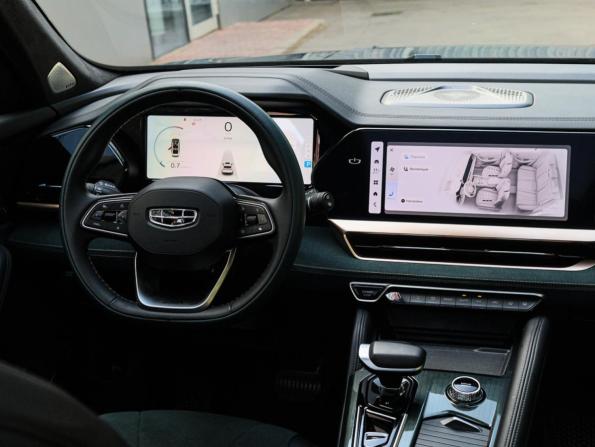 Geely Monjaro I с пробегом 2023 года, цена 3 400 000 рублей, 68169 км, внедорожник, Автокод Объявления
