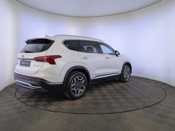 Hyundai Santa Fe IV Рестайлинг с пробегом 2022 года, цена 4 440 000 рублей, 51261 км, внедорожник, Автокод Объявления