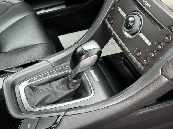 Ford Mondeo V с пробегом 2015 года, цена 1 035 000 рублей, 147204 км, седан, Автокод Объявления